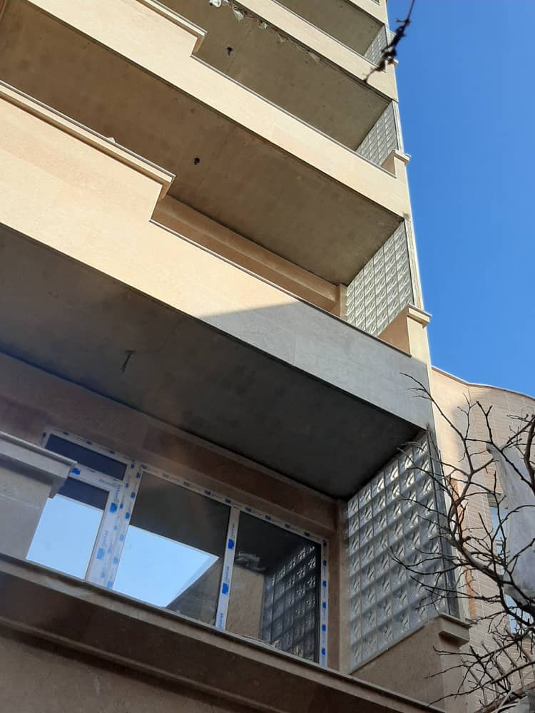 مرکز تخصصی فروش و اجرای بلوک و آجر شیشه ای کاوه فرهنگ در خسروشاه